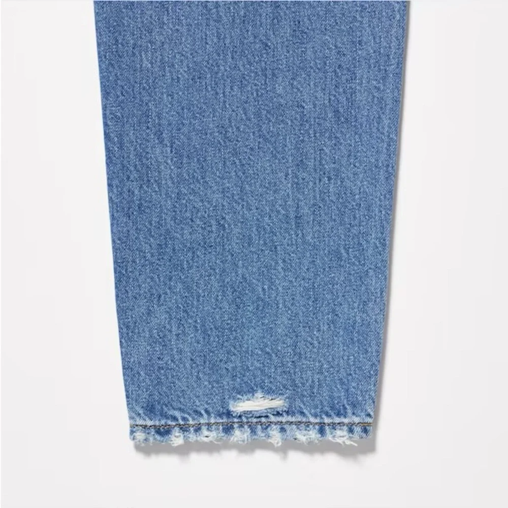 Uniqlo High Raise Classic Blue Women's Jeans - Picture 7 of 9